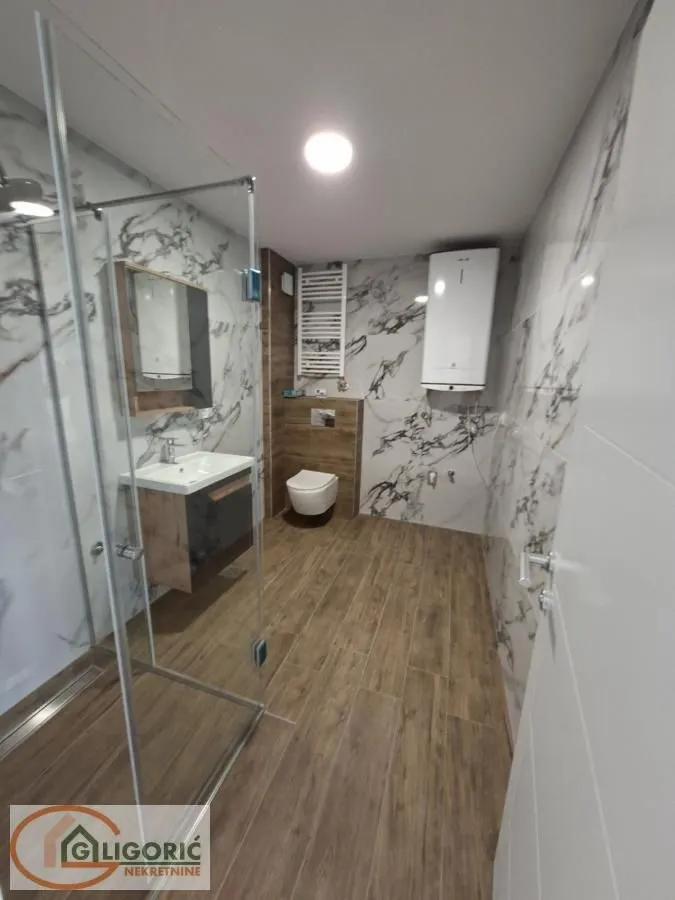 Prodaja, dvosoban stan, 56m², Pančevo, Srbija