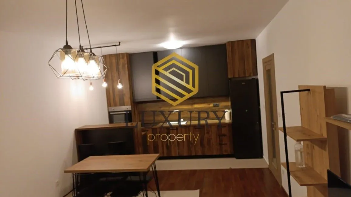 Izdavanje, jednosoban stan, 54m², Master Kvart, Podgorica