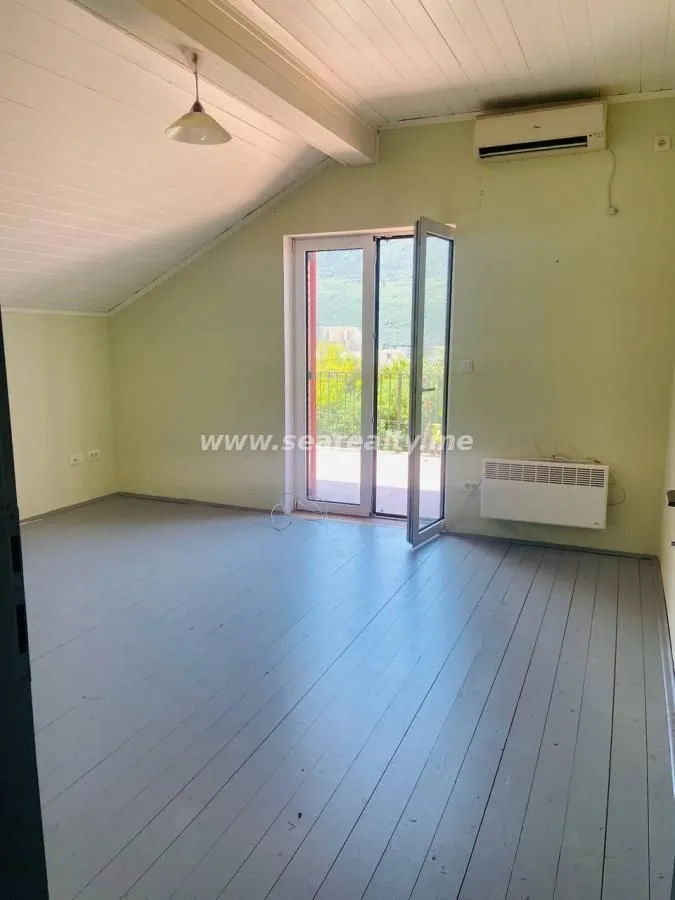 Prodaja, kuća, 190m², Herceg Novi, Crna Gora