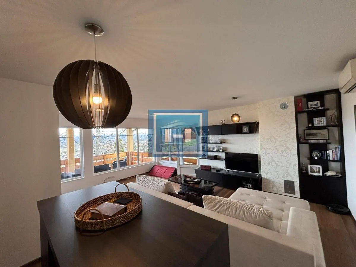 Prodaja, kuća, 220m², Đurđevo brdo, Jagodina
