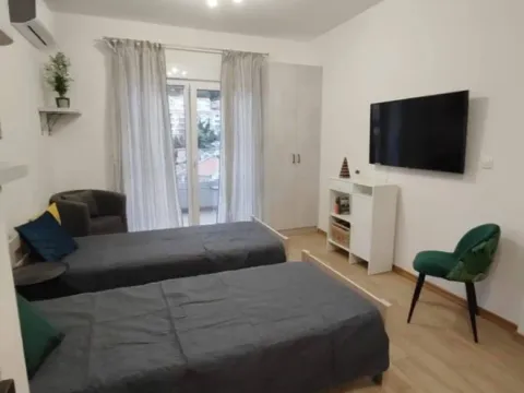 Rent, studio apartment, 35m², Budva, Crna Gora - image 8