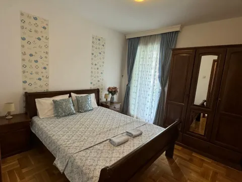 Sale, one bedroom apartment, 50m², Petrovac, Budva - image 11
