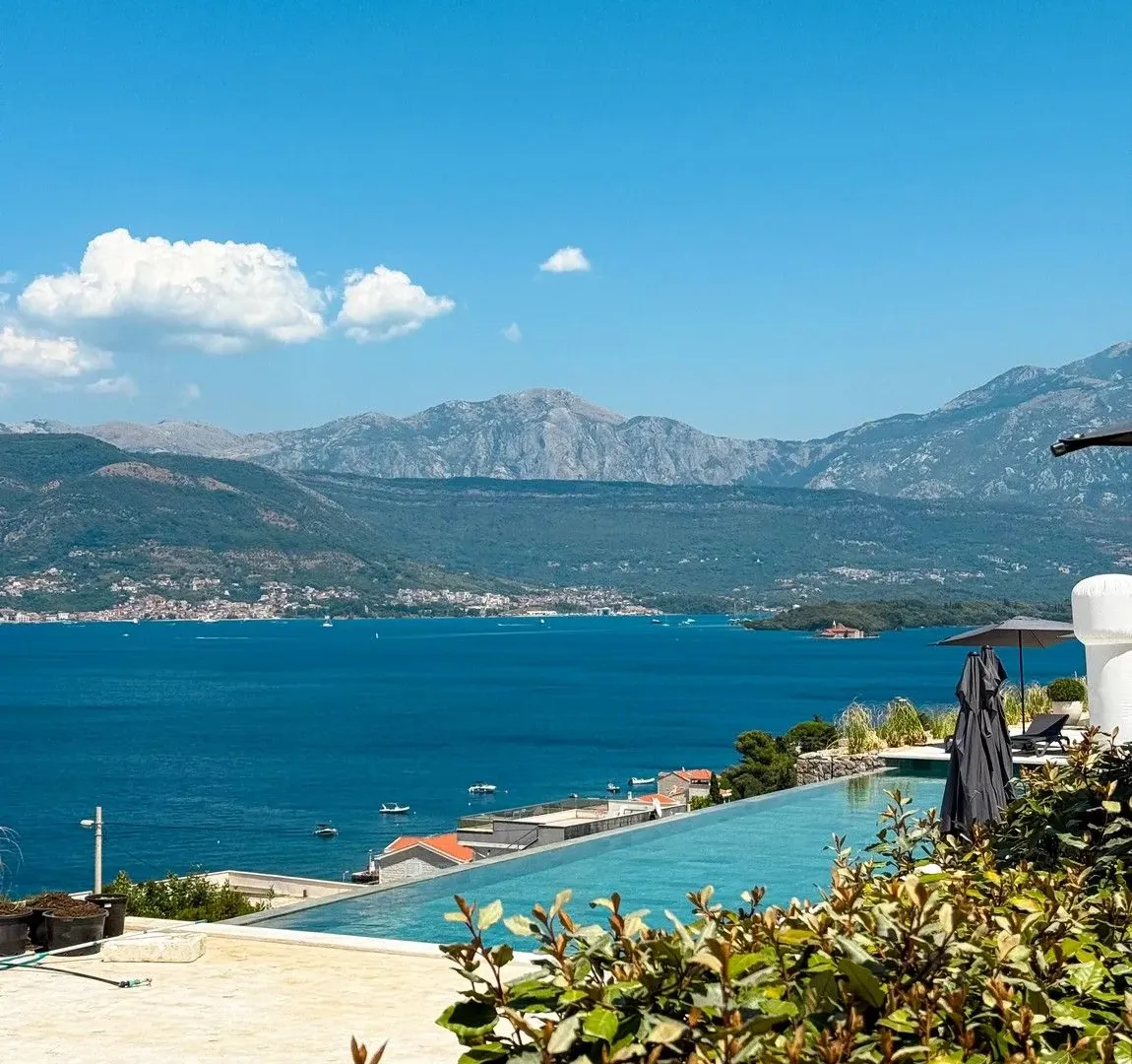 Prodaja, dvosoban stan, 119m², Krašići, Tivat