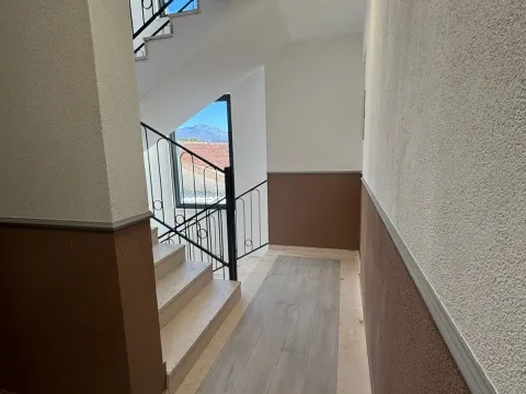 Prodaja, dvosoban stan, 68m², Zagorič, Podgorica - image 27