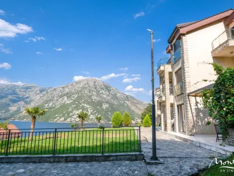 Prodaja, dvosoban stan, 68m², Kostanjica, Kotor - image 12