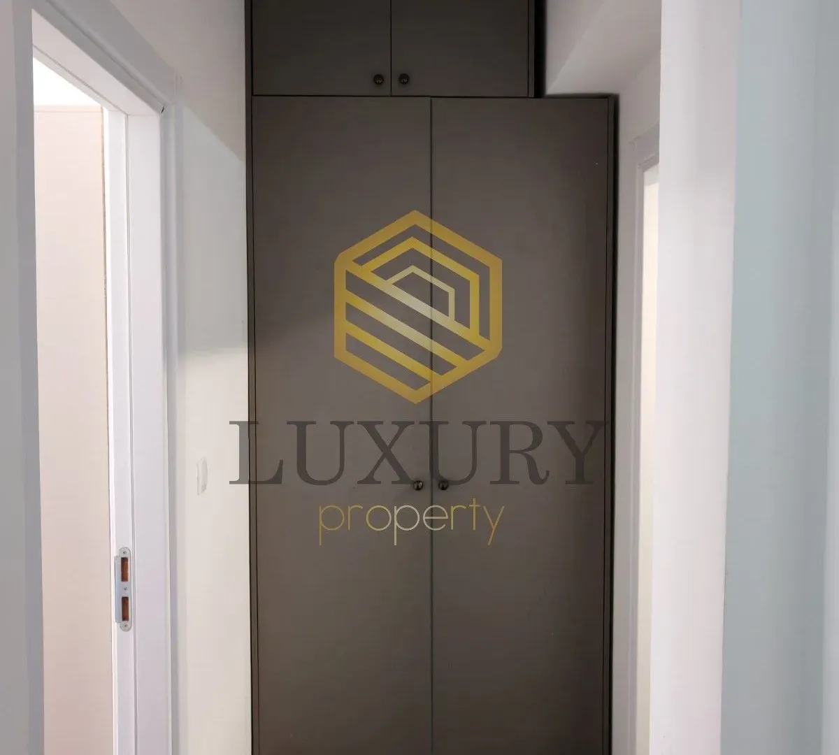 Izdavanje, dvosoban stan, 80m², Preko Morače, Podgorica