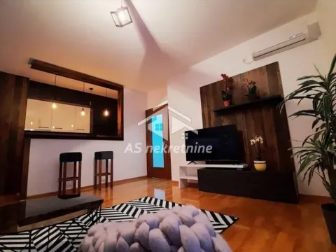 Izdavanje, dvosoban stan, 51m², Cvetkova Pijaca, Zvezdara Sve Podlokacije - image 6