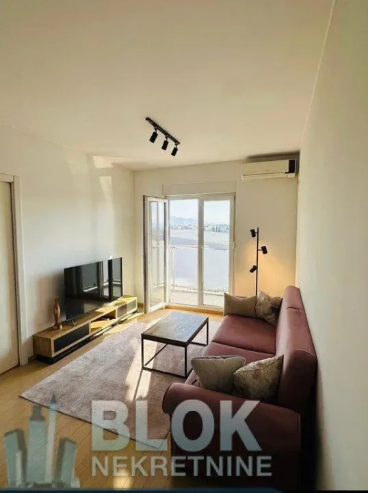 Sale, one bedroom apartment, 44m², City Kvart, Podgorica