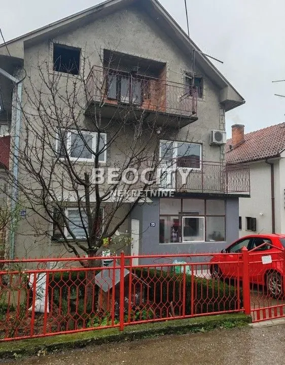 Sale, house, 120m², Resnik, Beograd