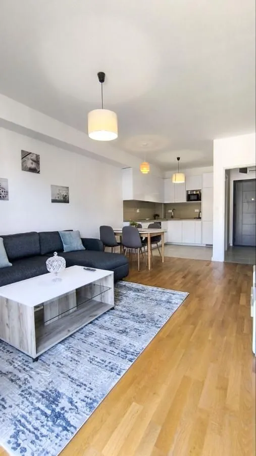 Rent, one bedroom apartment, 55m², Centar, Tivat