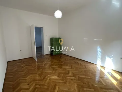 Izdavanje, jednosoban stan, 60m², Centar, Podgorica - image 2