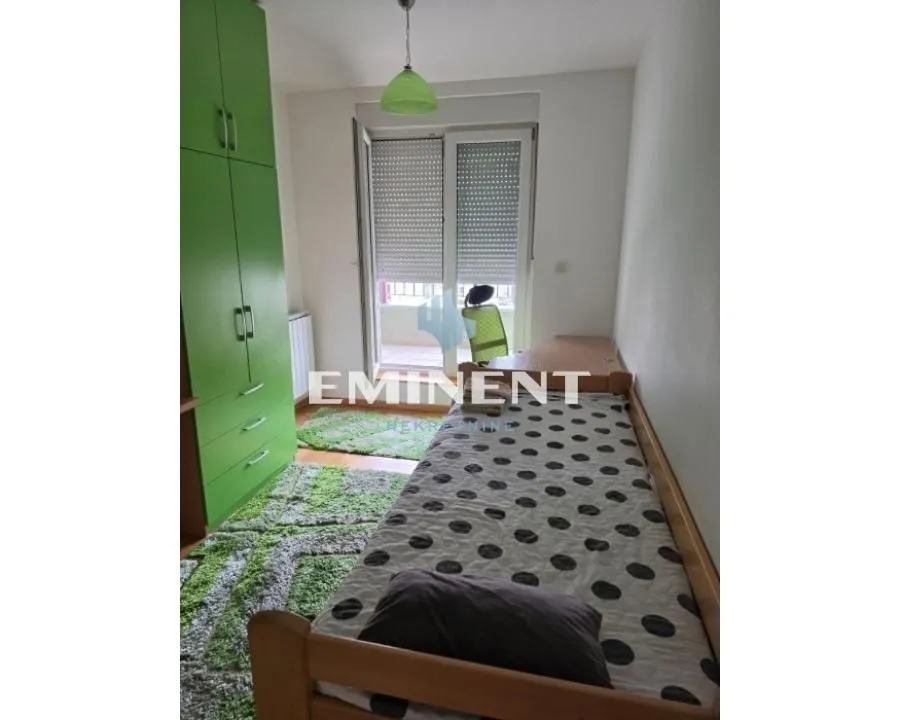 Rent, three bedroom apartment, 91m², Voždovac Sve Podlokacije, Beograd