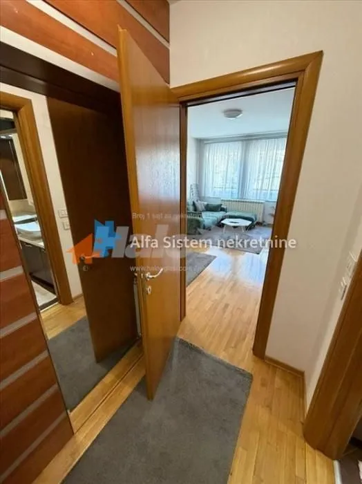 Rent, apartment, 44m², Đeram Pijaca, Beograd