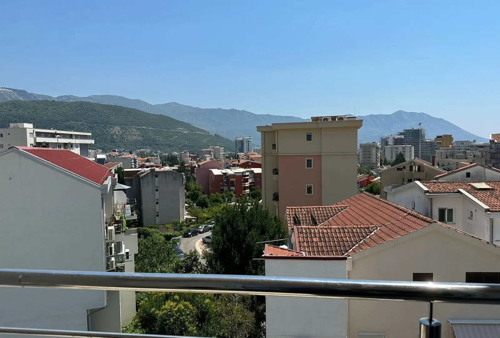 Rent, two bedroom apartment, 55m², Golubovina, Budva