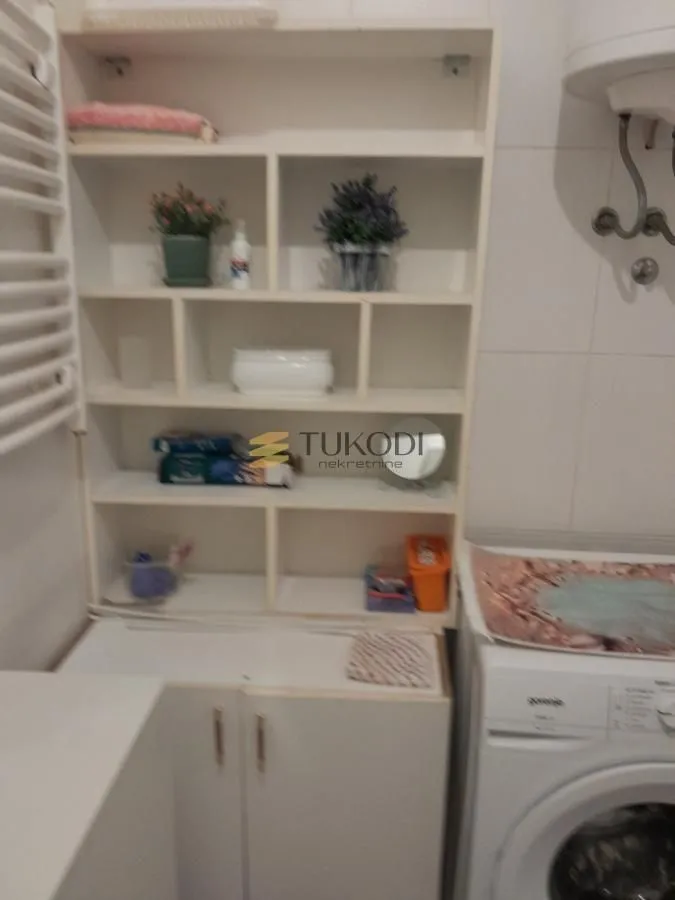 Prodaja, četvorosoban stan, 120m², Stari grad, Novi Sad