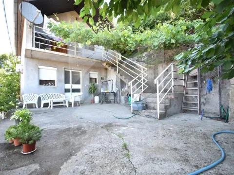 Prodaja, kuća, 75m², Zlatica, Podgorica - image 11