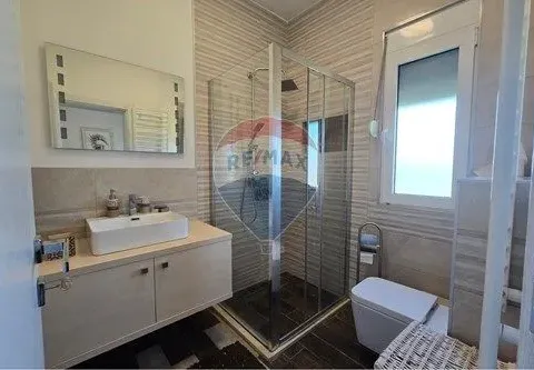 Izdavanje, kuća, 125m², Golubovci, Podgorica - image 19