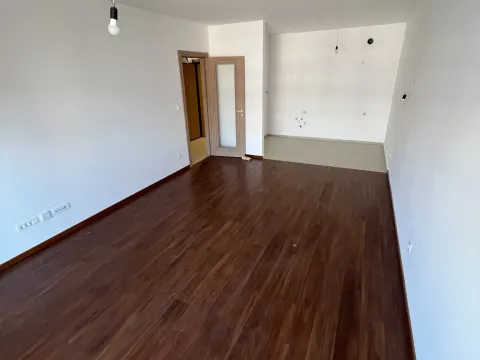 Prodaja, dvosoban stan, 72m², Master Kvart, Podgorica - image 4