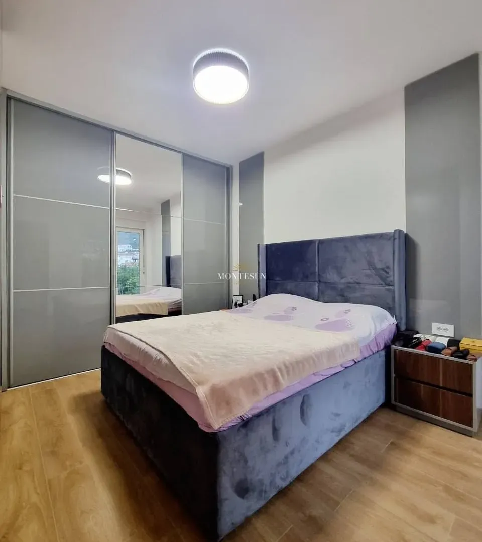 Rent, two bedroom apartment, 69m², Centar, Budva
