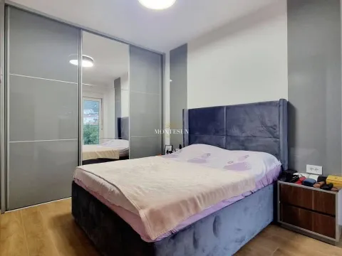 Rent, two bedroom apartment, 69m², Centar, Budva - image 9
