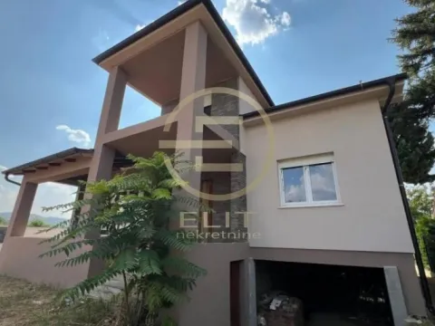 Prodaja, kuća, 163m², Petrovaradin, Novi Sad - image 2