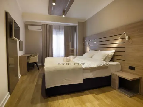 Izdavanje, trosoban stan, 75m², Vračar Hram, Vračar Sve Podlokacije - image 5