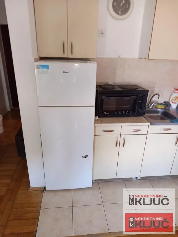 Rent, studio apartment, 26m², Salajka, Novi Sad Sve Podlokacije