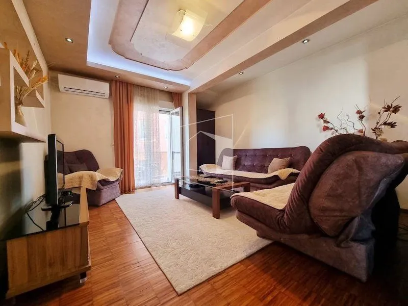 Rent, one bedroom apartment, 72m², Vezirov Most, Podgorica