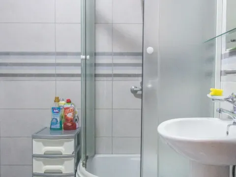 Rent, two bedroom apartment, 70m², Tuški Put, Podgorica - image 8