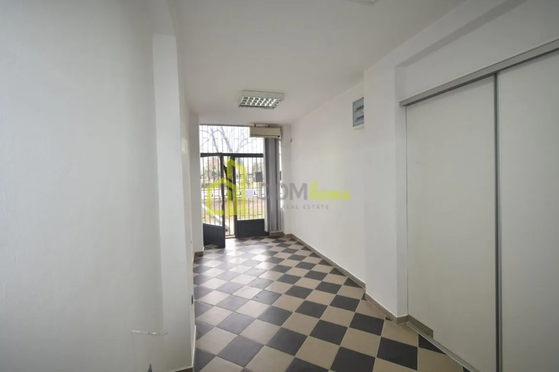 Rent, office space, 32m², Pobrežje, Podgorica