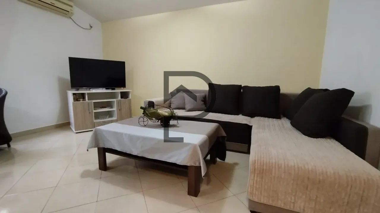 Izdavanje, stan, 45m², Gornja Gorica, Podgorica