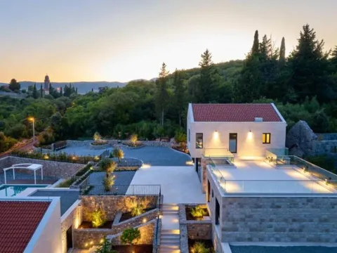 Prodaja, kuća, 432m², Tivat, Crna Gora - image 14