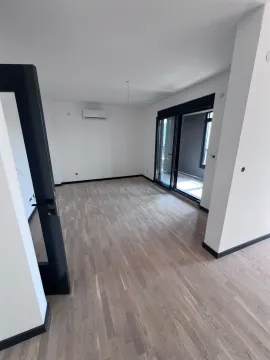Prodaja, dvosoban stan, 89m², Gorica C, Podgorica - image 9