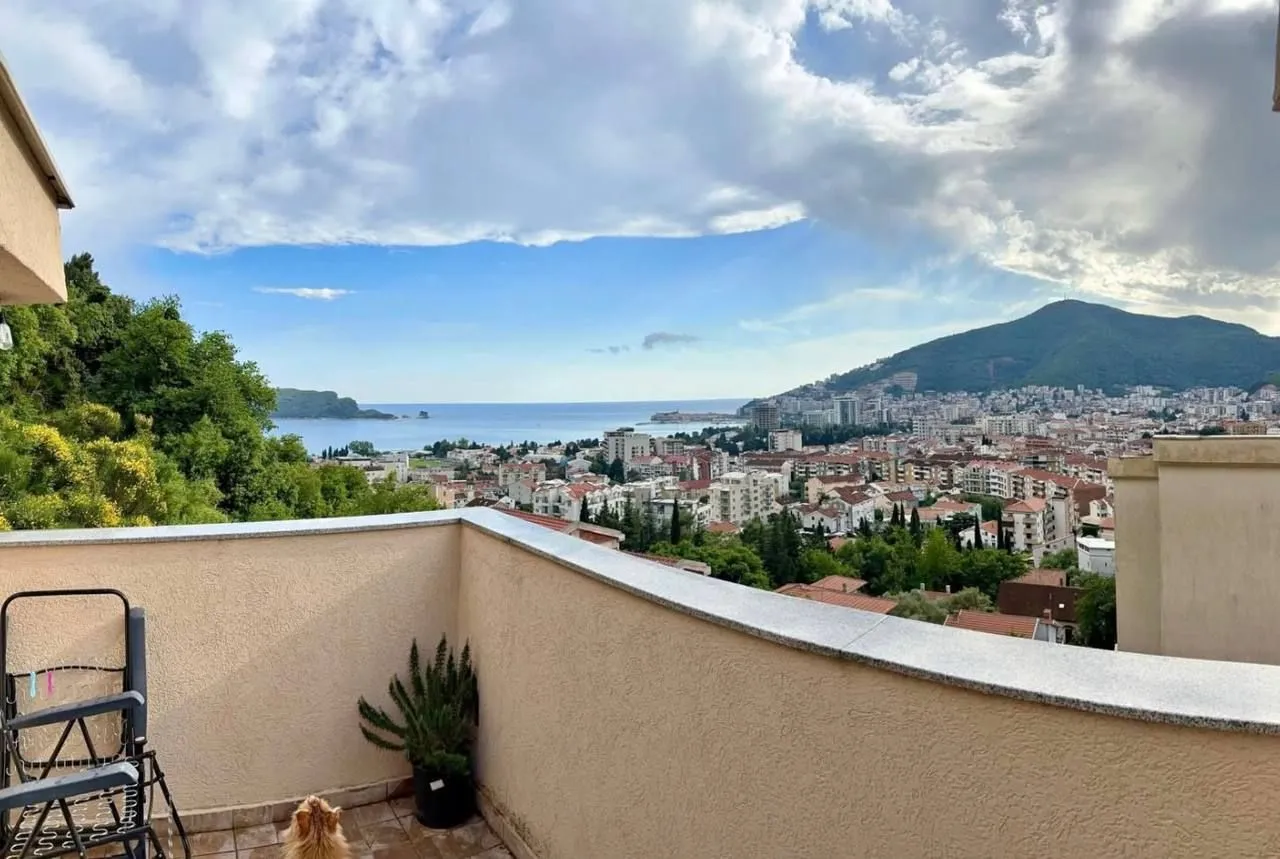 Sale, one bedroom apartment, 45m², Podkošljun, Budva
