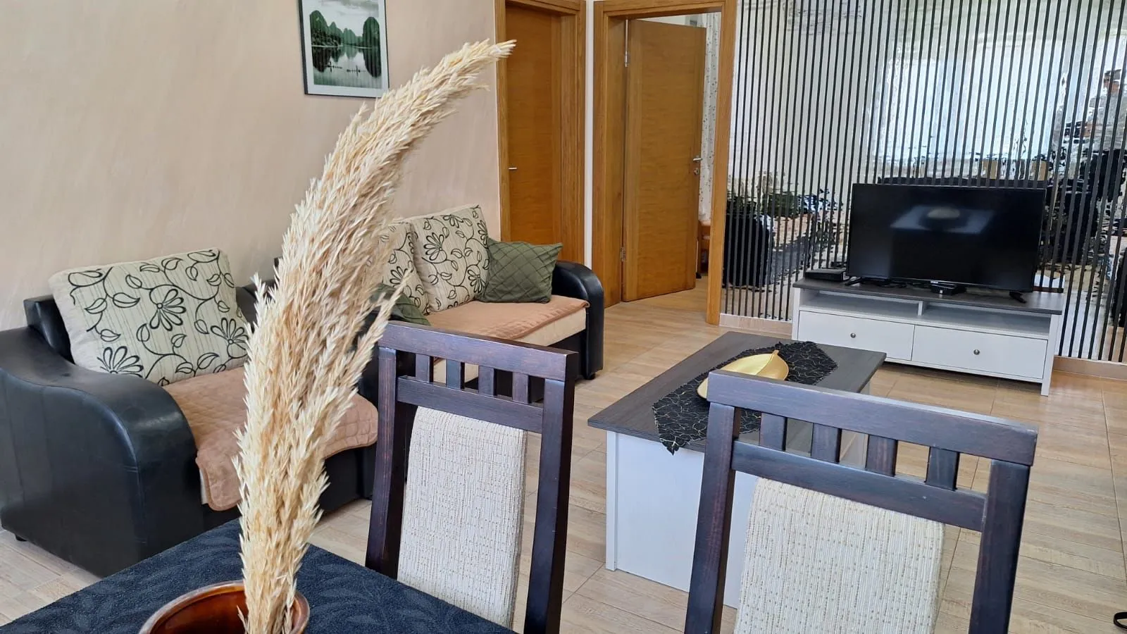 Rent, two bedroom apartment, 75m², Dumidran, Tivat