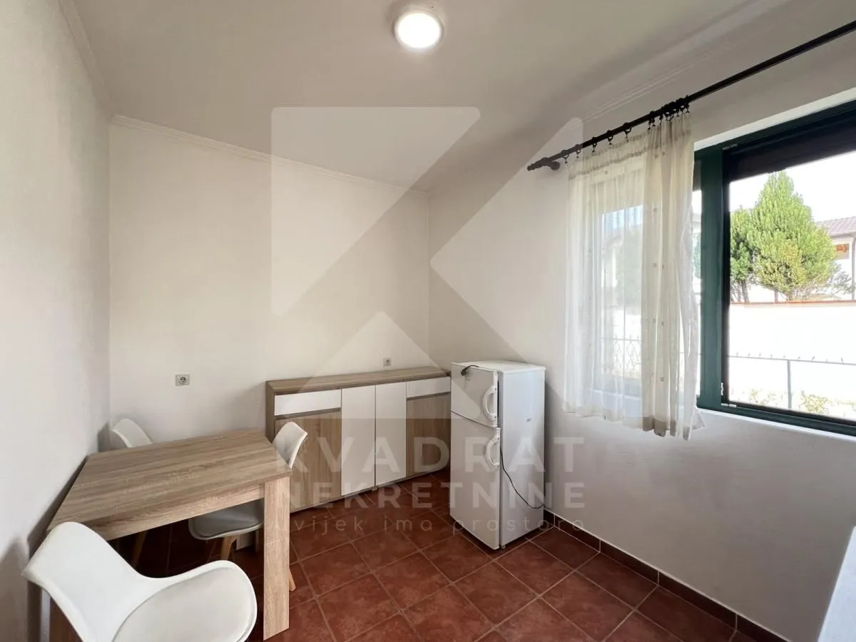 Rent, two bedroom apartment, 80m², Zlatica, Podgorica
