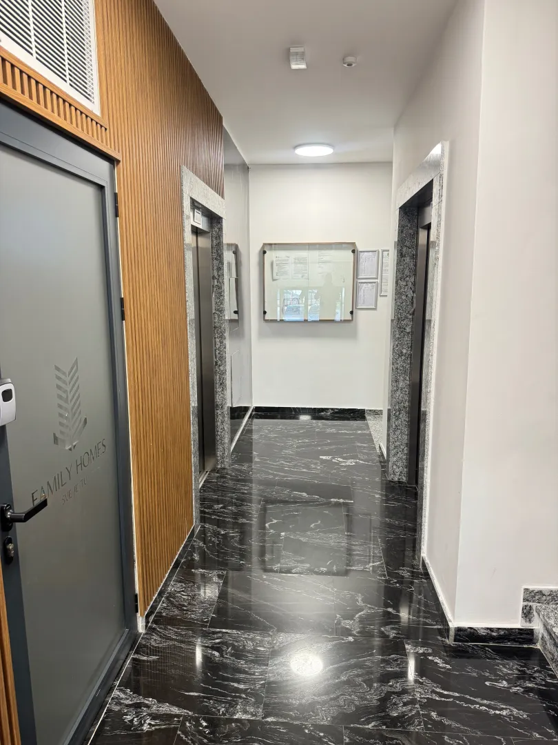 Izdavanje, jednosoban stan, 48m², Centar, Bar