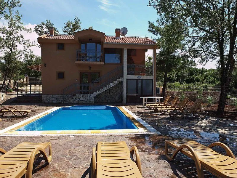 Prodaja, kuća, 225m², Krimovica, Kotor