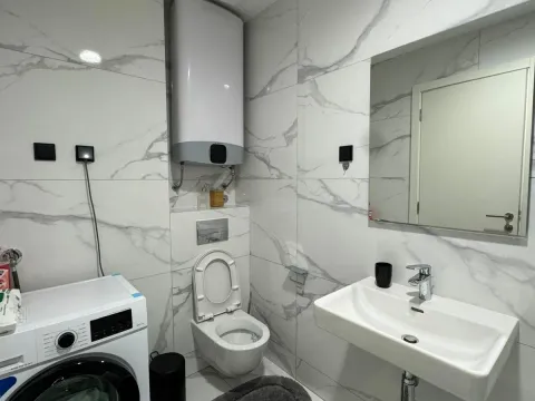 Rent, one bedroom apartment, 53m², 1 maj, Podgorica - image 18