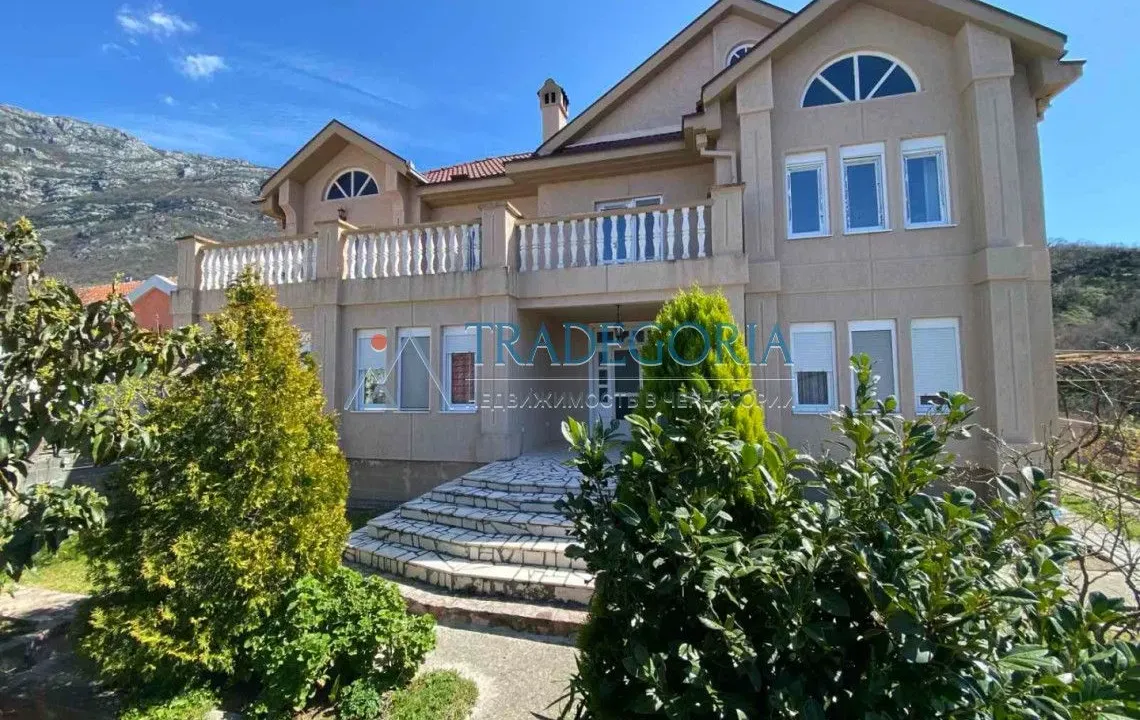 Prodaja, kuća, 243m², Bar, Crna Gora