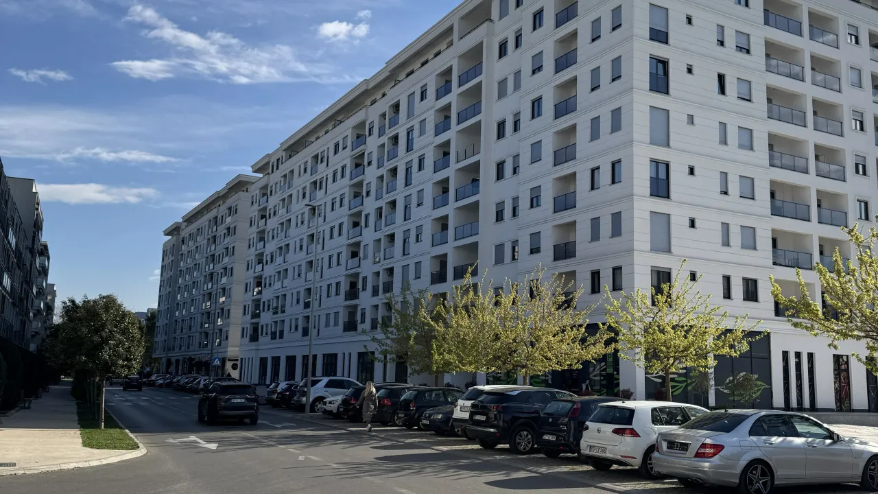 Rent, three bedroom apartment, 96m², Tološka šuma, Podgorica