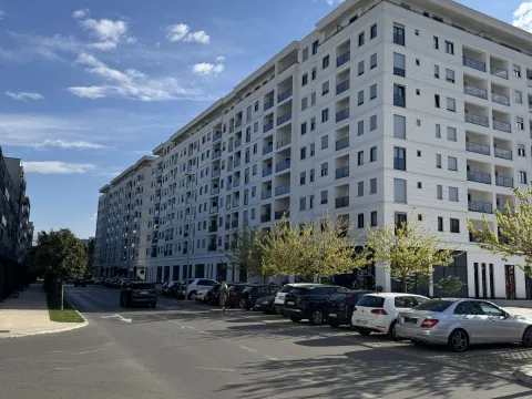 Rent, three bedroom apartment, 96m², Tološka šuma, Podgorica - image 1