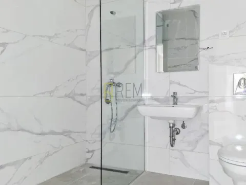 Prodaja, dvosoban stan, 86m², Zagorič, Podgorica - image 9