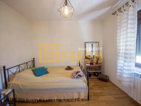 Prodaja, kuća, 253m², Zagorič, Podgorica - image 15