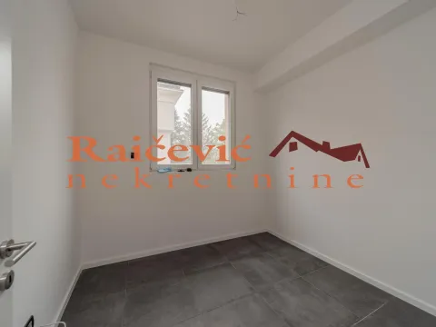 Prodaja, poslovni prostor, 72m², Olimp, Zvezdara Sve Podlokacije - image 14