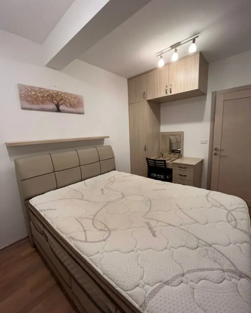 Izdavanje, dvosoban stan, 60m², Dalmatinska ulica, Podgorica