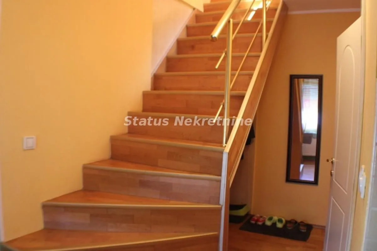 Prodaja, dvosoban stan, 59m², Grbavica, Novi Sad Sve Podlokacije