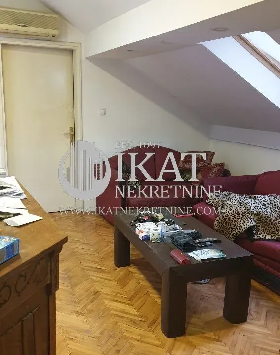 Prodaja, četvorosoban stan, 62m², Galenika, Beograd