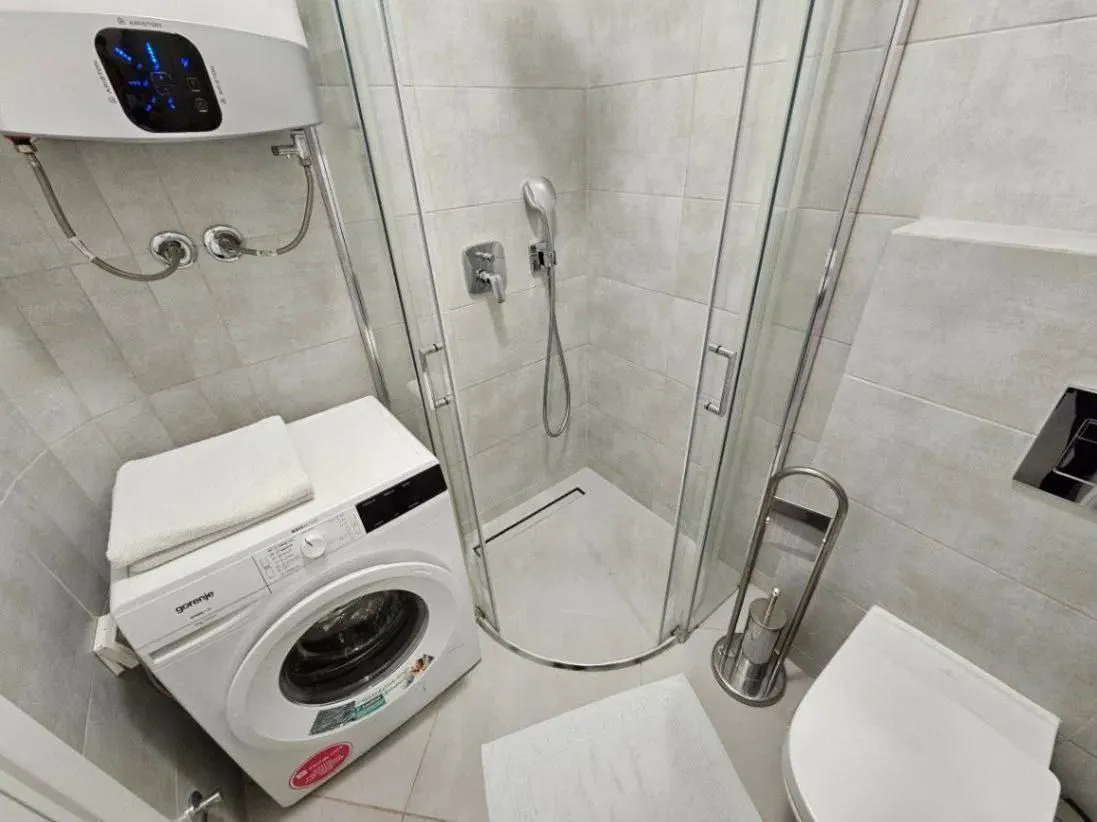 Rent, one bedroom apartment, 45m², Centar, Budva