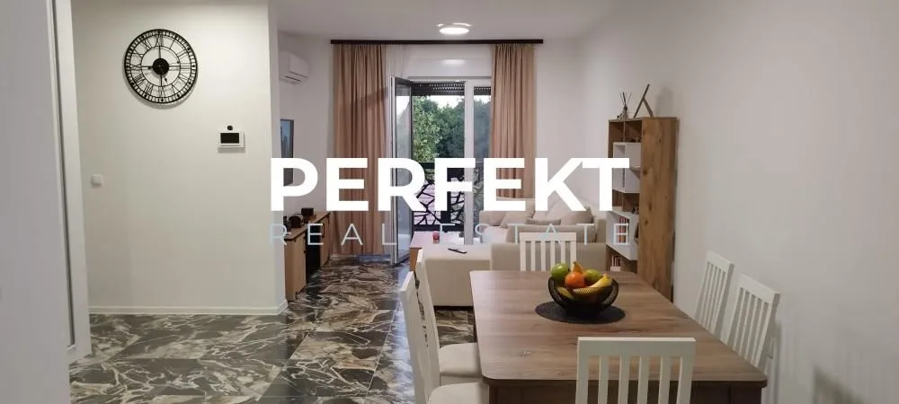 Prodaja, dvosoban stan, 65m², Pančevo, Srbija